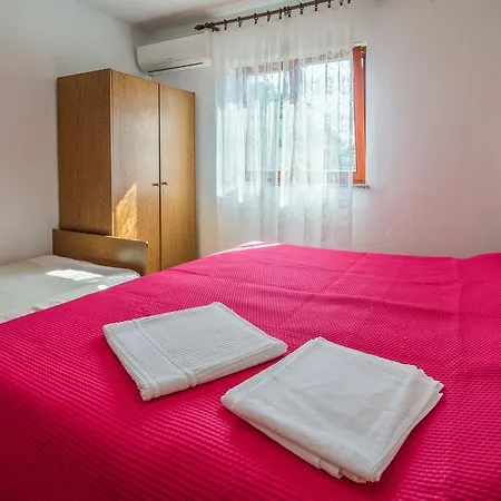 Apartments Jurina 2 Krk Town Exterior photo