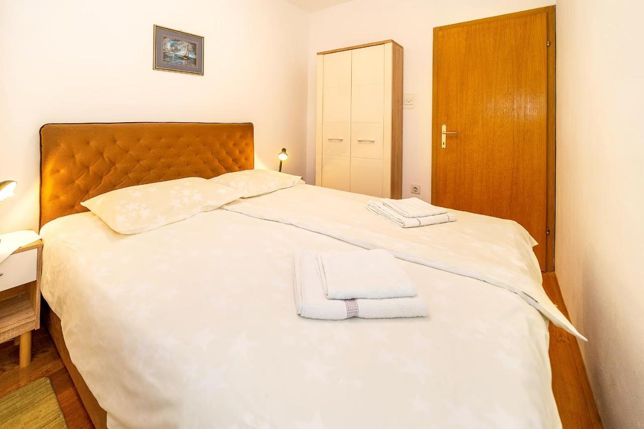Jurina 2 Apartment *
