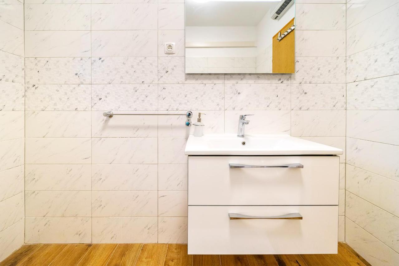 Apartment Jurina 2 Krk Town